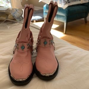 Dingo pink cowboy boots size 5